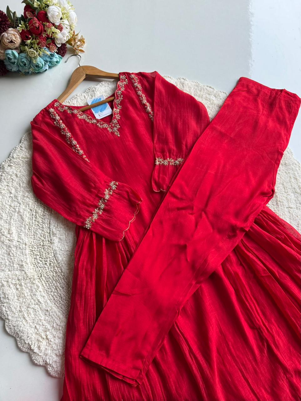 PRASANNA MUL ✨ Festive Red Mul chanderi Suit with Gold Work