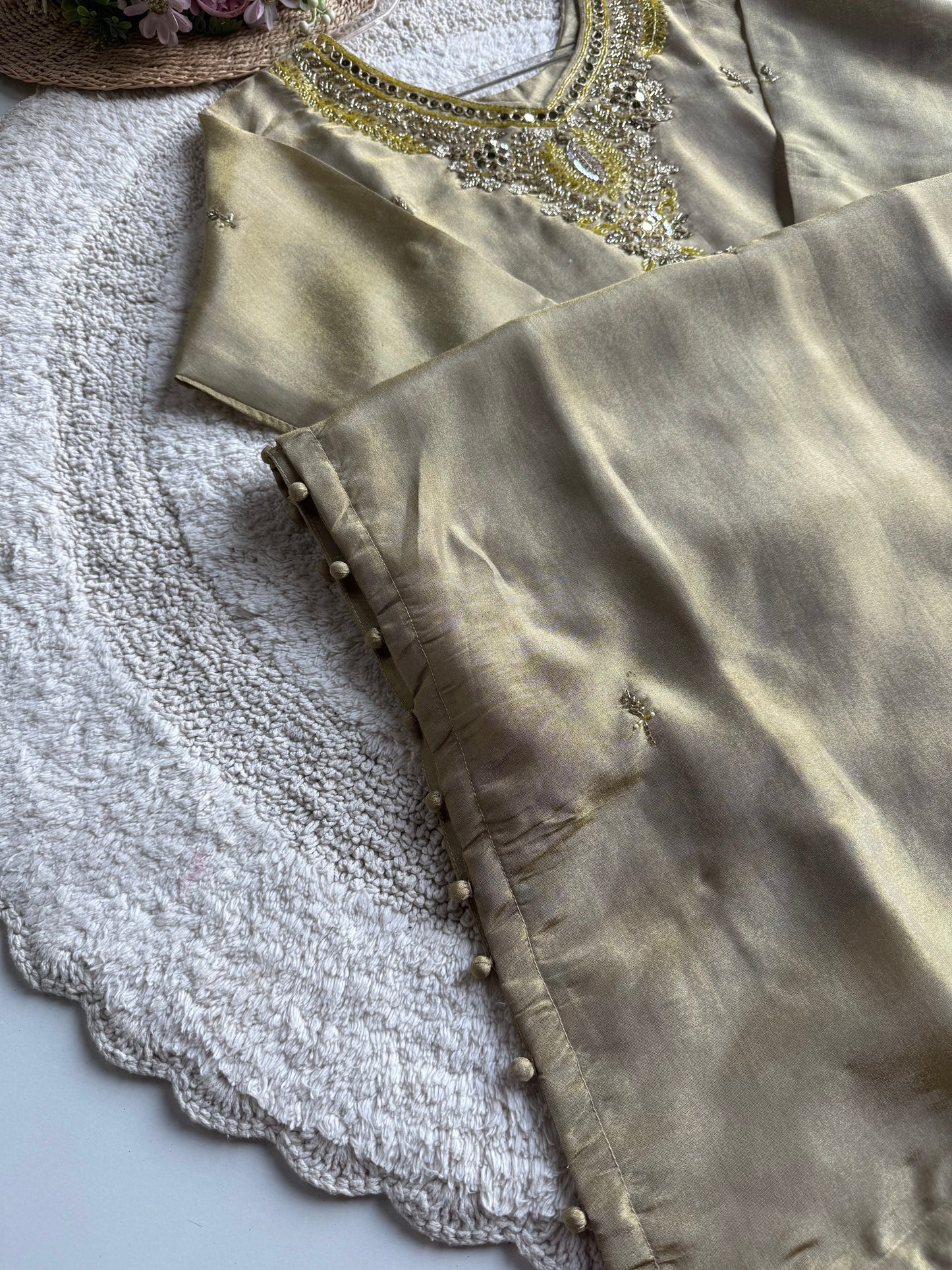 SHIMMER TISSUE ✨