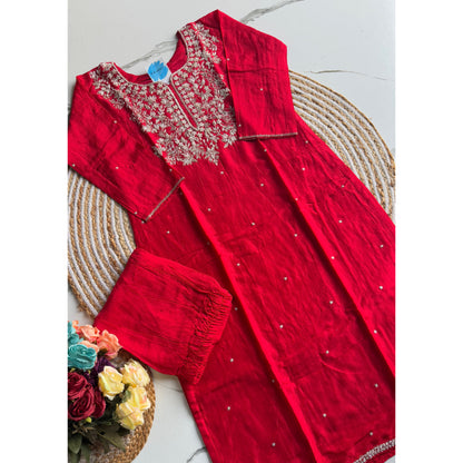 USHA RED ✨