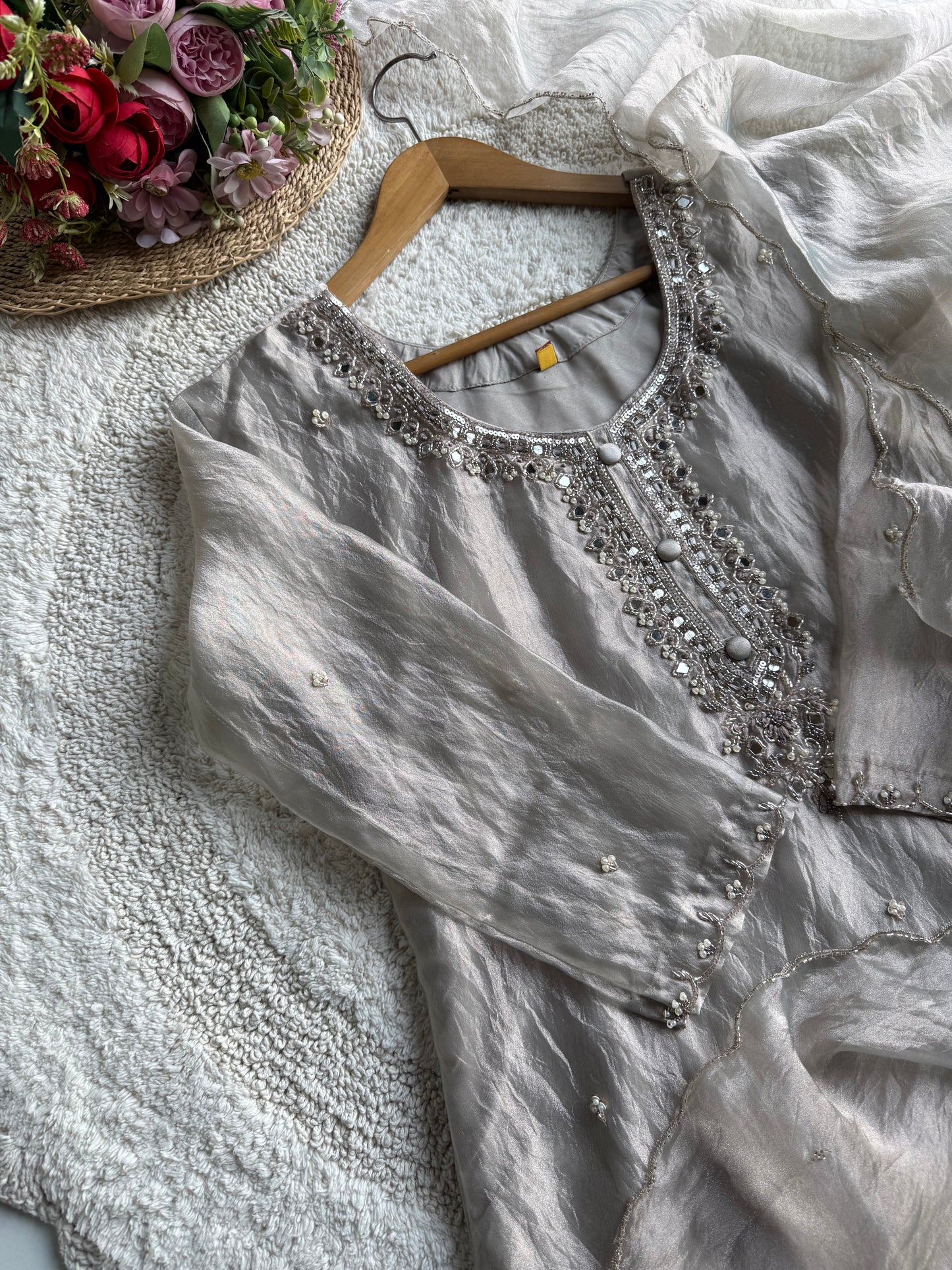 SILVER ✨