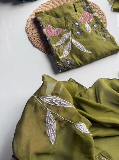 MEHENDI MUL ✨