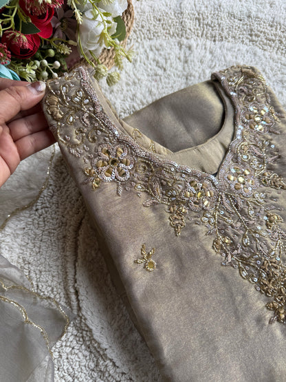 NILUFAR ✨